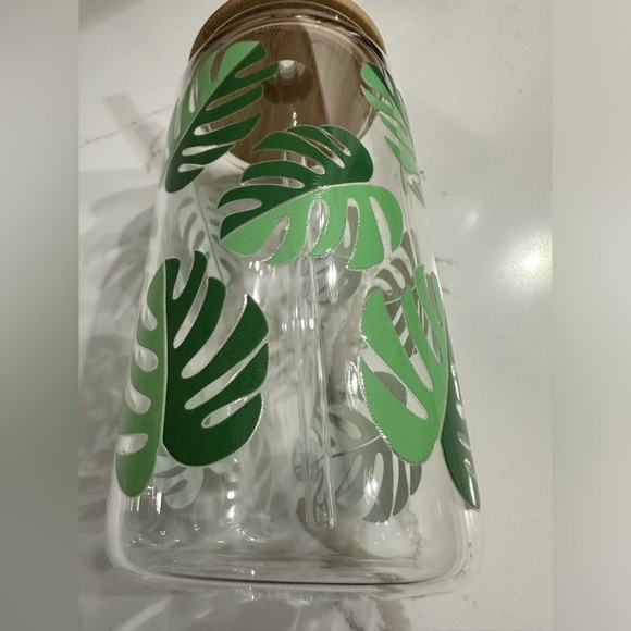 NWT LEAF JUNGLE design beer can glass cup with glass straw, and bamboo lid 16 oz - Picture 4 of 5